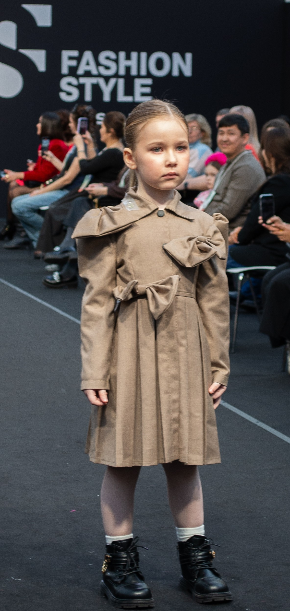 Fashion Style Russia -Детский показ. Victoria Radjevna Репортажный Фотограф — Видеограф Москва • Санкт-Петербург