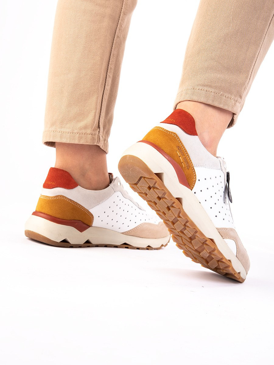 Обувь на модели (каталожная). Фотограф Юлия Зимина