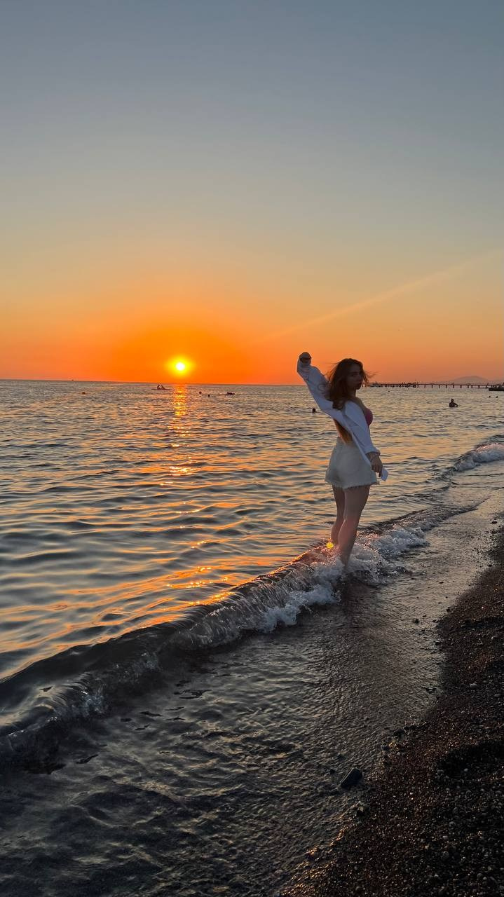 Пляжная фотосессия. Фотограф, видеограф в Сочи портрет, стрит, семейный сьемки, reels