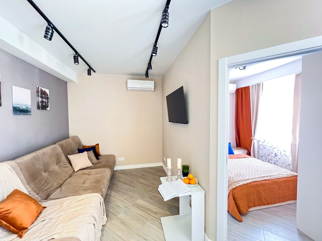 Шикарная квартира в центральном Сочи, рядом с морем!. Квартиры посуточно, длительно в Сочи, LARA APART GROUP