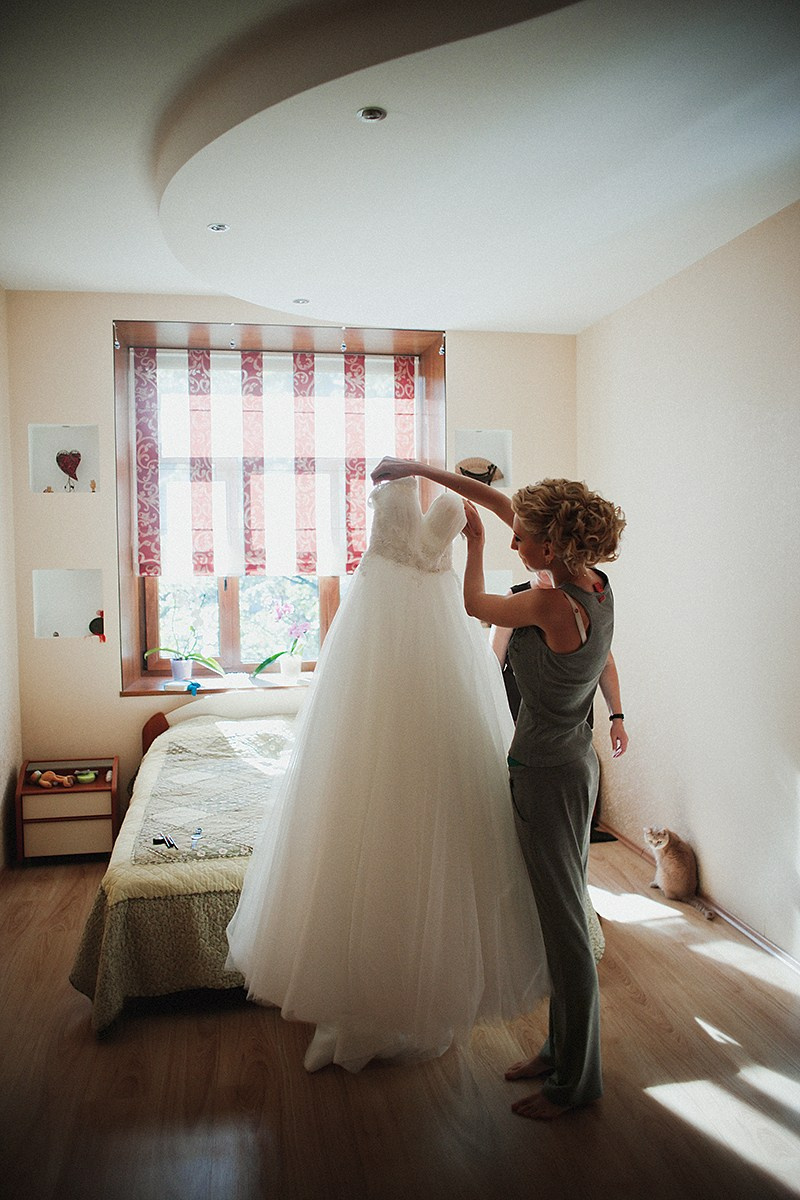 Свадебная прогулка Алекса и Даши. Фотограф крещение венчание в Петербурге! Помогает подобрать храм и посоветовал душевного батюшку в СПб