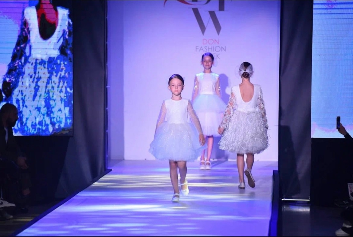 Шарова Алина. Model base