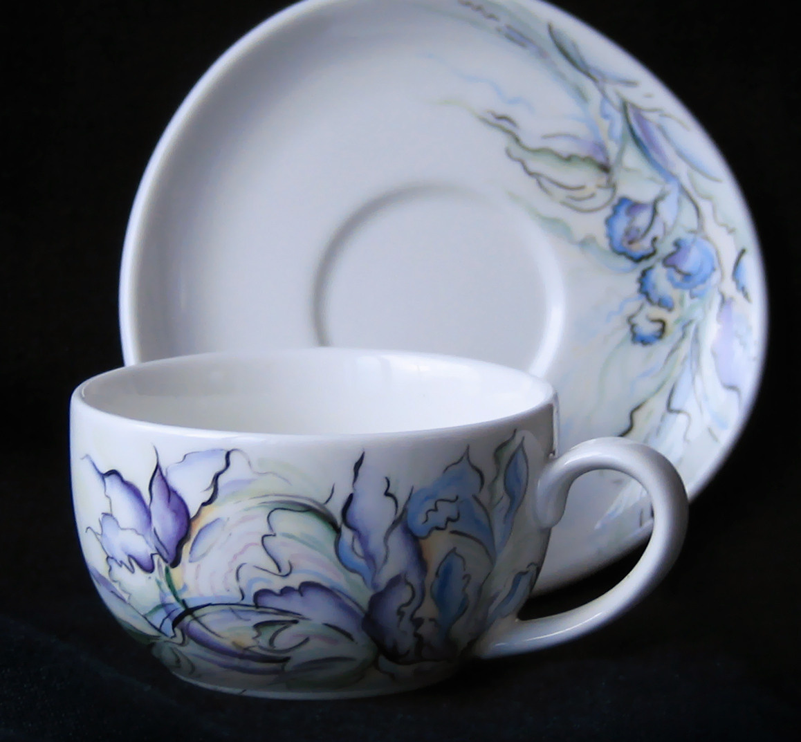 Расписная чашка с блюдцем 