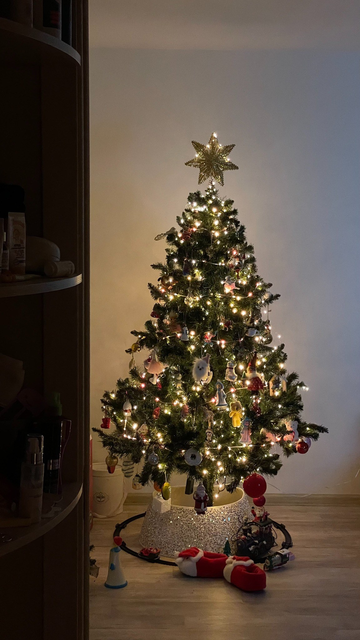 Дед Мороз у вашей ёлки — фото с Дедом Морозом дома | Bakaruk. Свадебный и семейный фотограф в Таганроге Бакарюк Антон