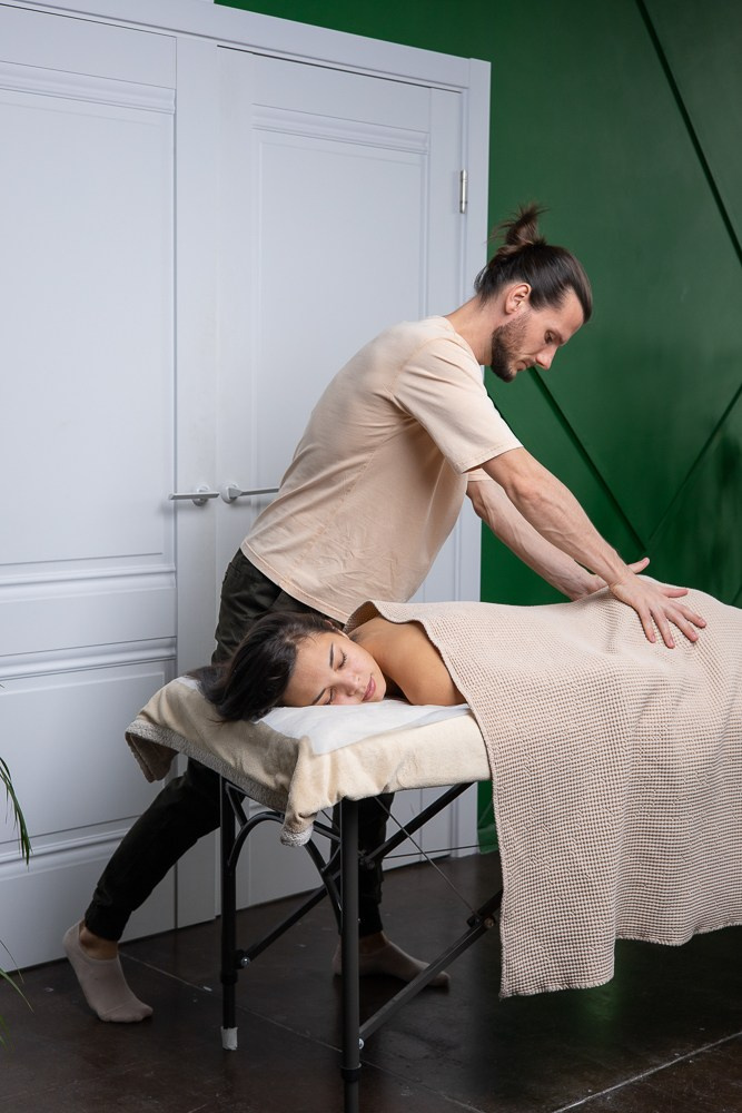 Массаж. Семейный и Свадебный фотограф в Сочи