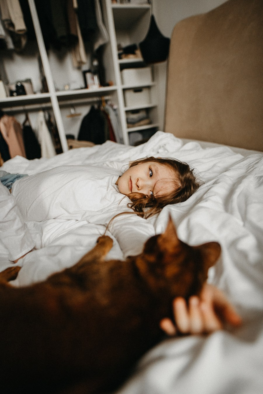 Костя, Яна, Кристина, Леон | дома