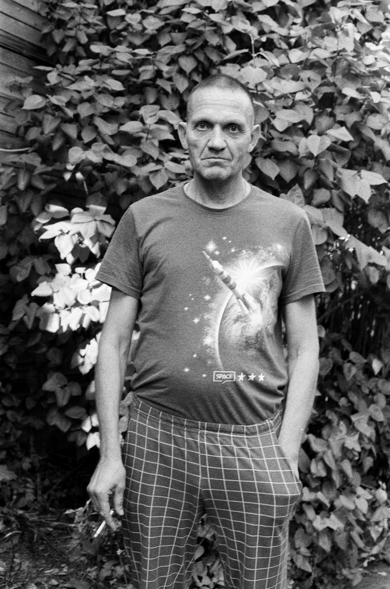 Poselok. Eduard Savosin | Documentary & Portrait Photographer in Paris