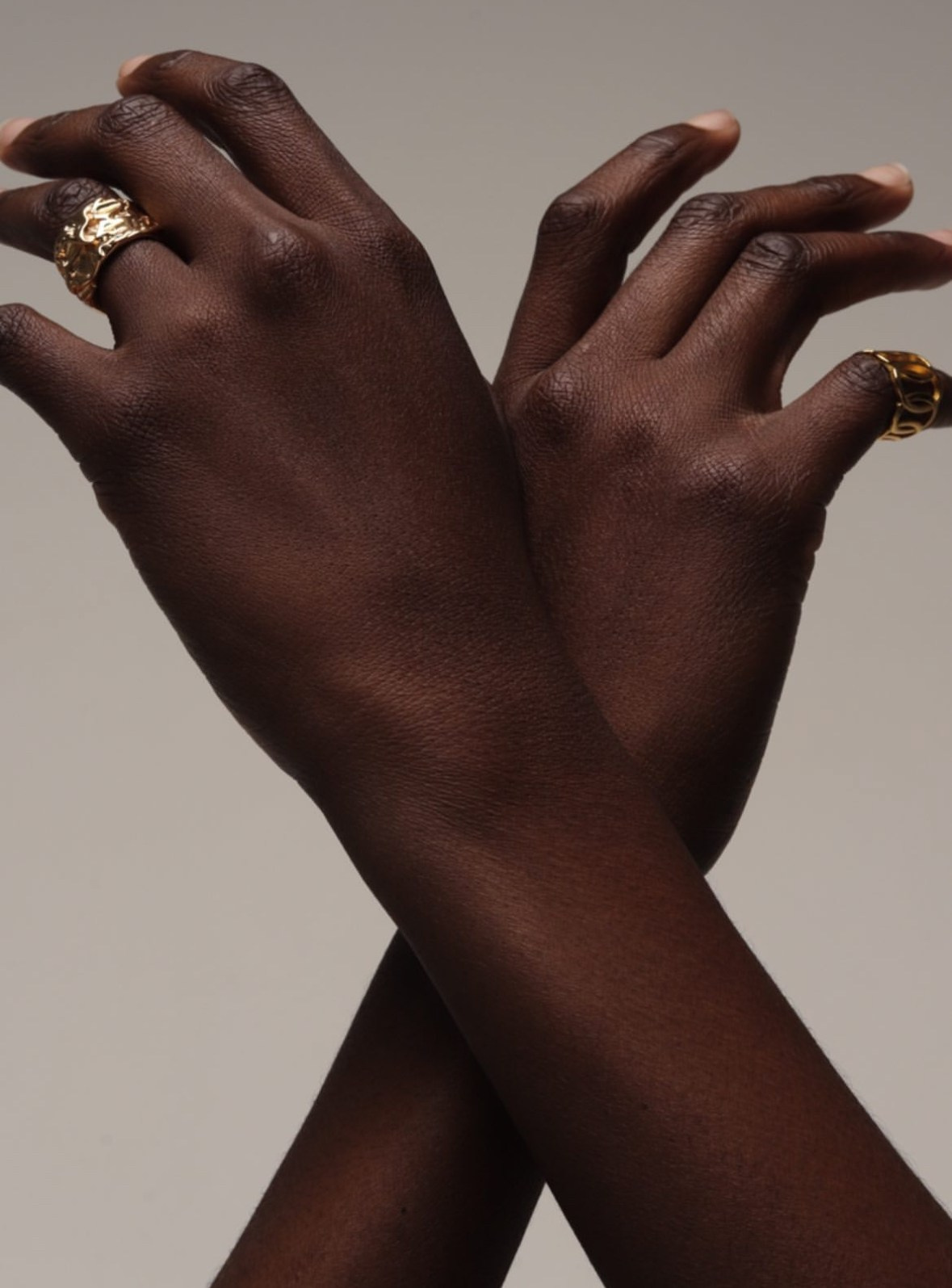 Для бренда украшений '11DAYS'. Фотограф