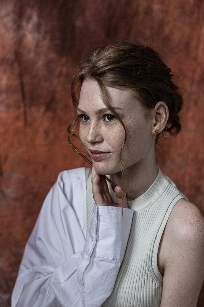 Фотографирую женский портрет в Новосибирске, найду самый лучший взгляд на вас через свой объектив. Фотограф Ольга Баранова