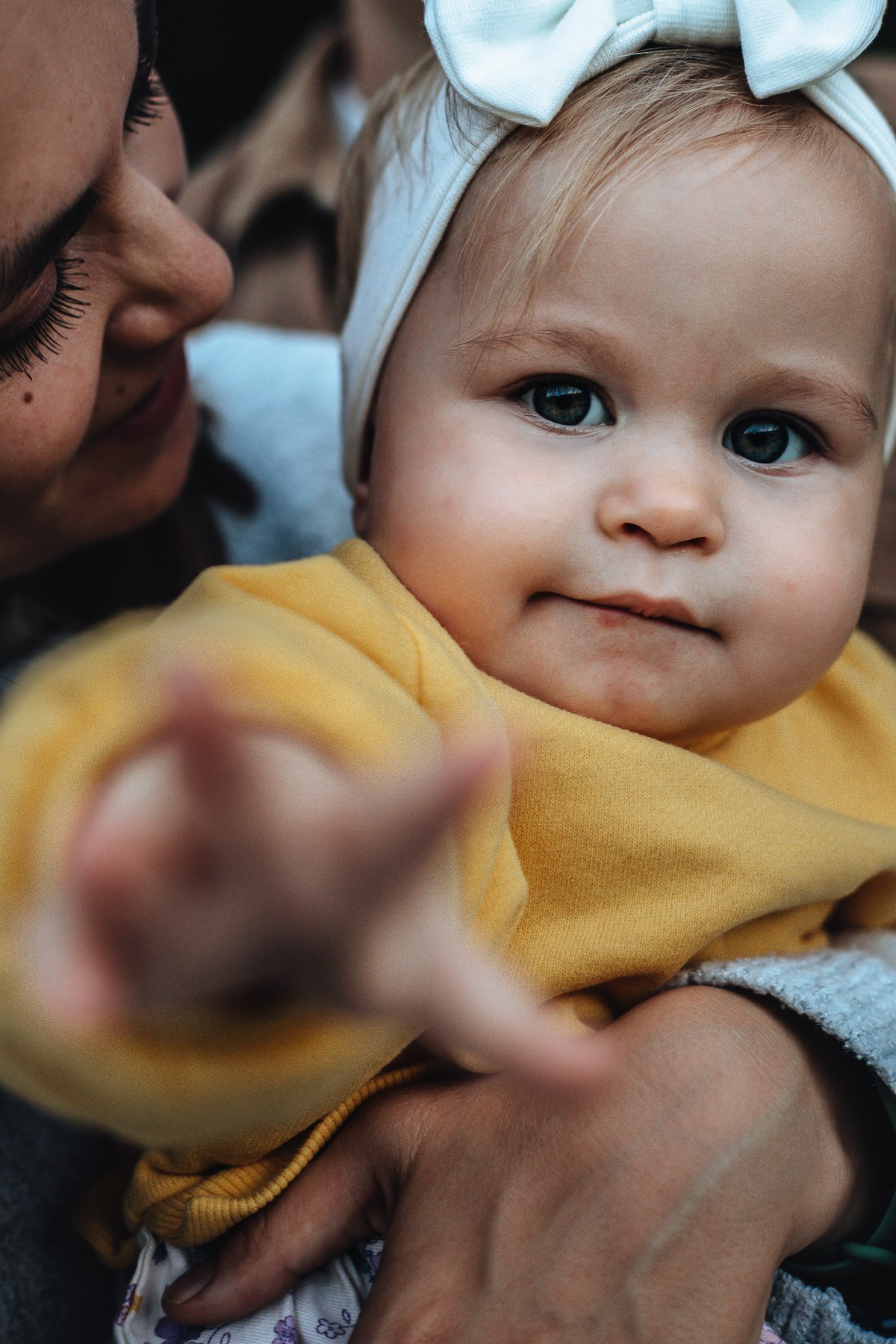 Иван, Ольга и Мира — в персиковом саду. Семейный фотограф Новороссийск, Анапа, Геленджик — Юлия Давыдова