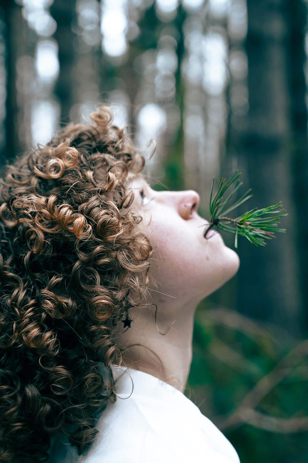 В кадре: Разбитая ваза. Объективно. Показываю жизнь через свои кадры