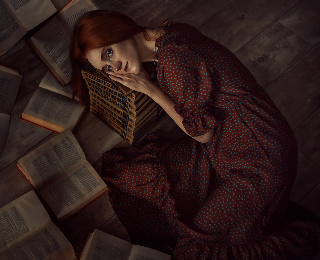 фотограф Екатеринбург, сказочный фотограф, Екатерина Сигат, Ekaterina Sigat, профессиональный фотограф, женский фотограф, Екатеринбург, фотограф Екб, постановочная фотография Екатеринбург, женский портрет, сказка на фото, винтажная фотосессия, девушка с книгами, рыжая, студийная фотосессия
