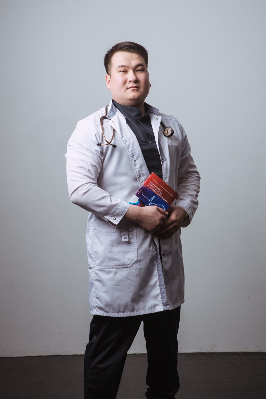 Съемка для выпускников медицинского университета. Фотографы в городе Волгограде — Людмила Агеева и Алексей Околелов