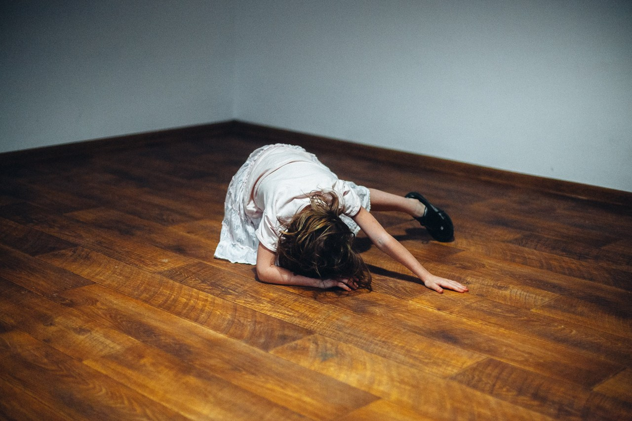 Дочка в студии. Фотограф Денис Денисов