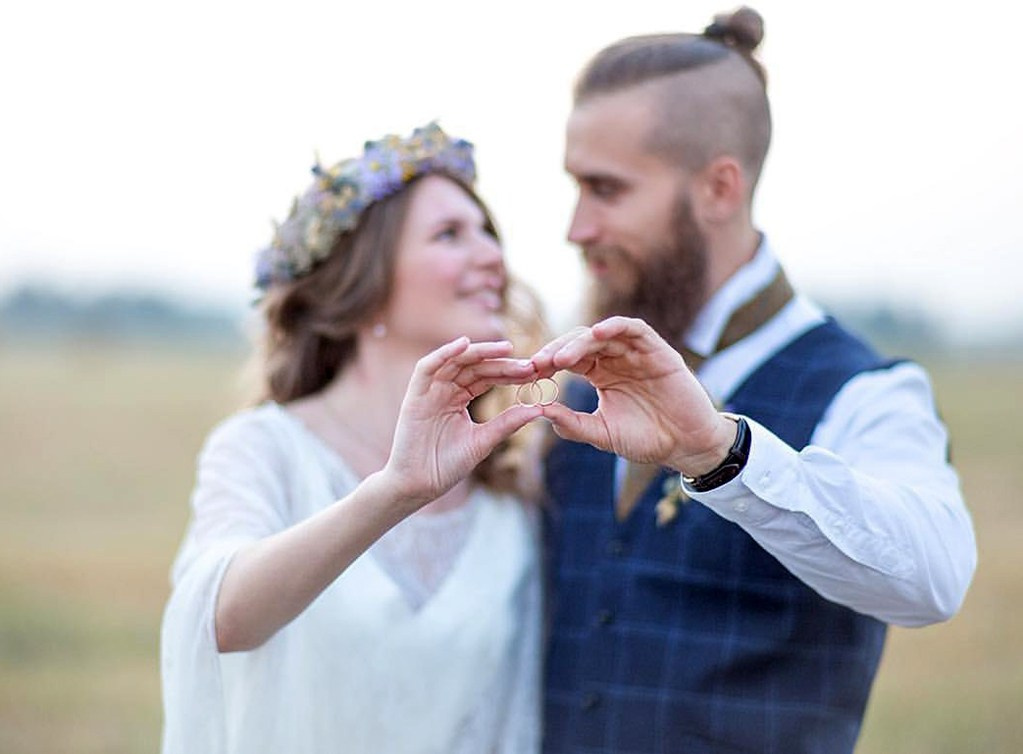 Свадьбы. Фотосессия в студии в Москве от профессионального фотографа услуги по доступным ценам