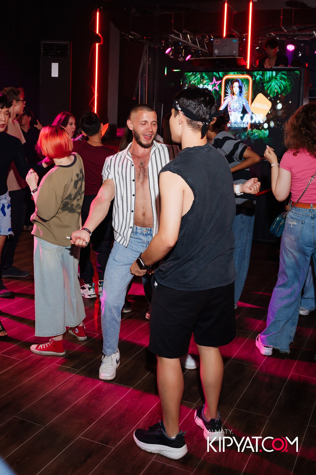 НОЧНОЙ КЛУБ ICON. КИПЯТКОМ АЛМАТЫ!
