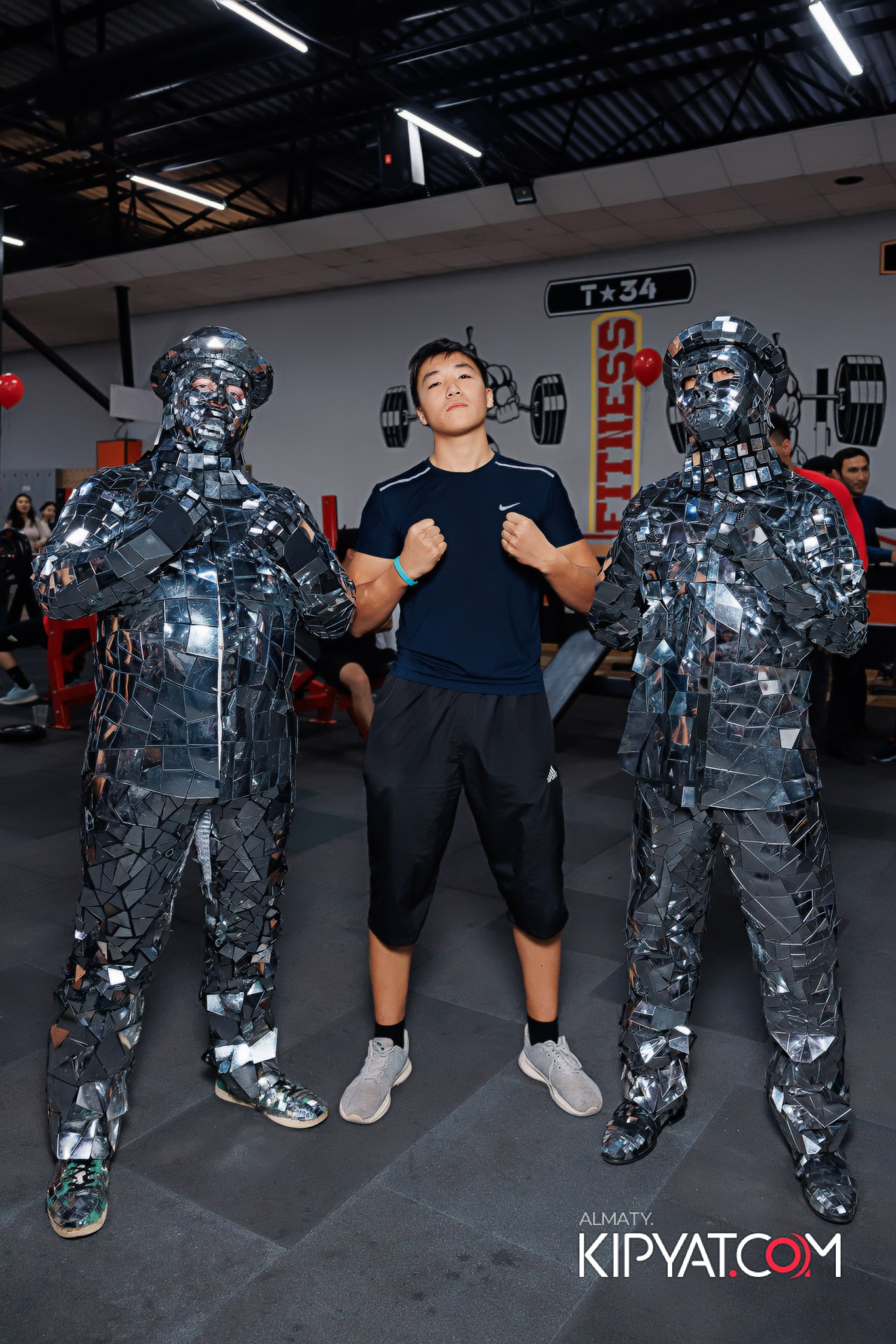 ДЕНЬ РОЖДЕНИЯ LEGION. КИПЯТКОМ АЛМАТЫ!