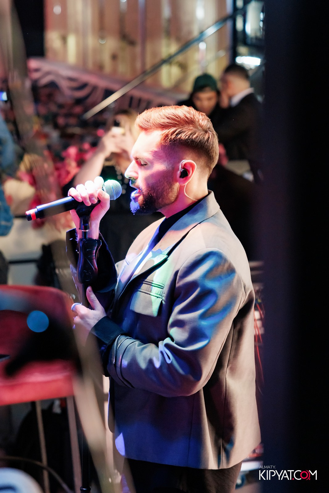 НОДАР РЕВИЯ В «ЗАЯ, НА БИС». КИПЯТКОМ АЛМАТЫ!