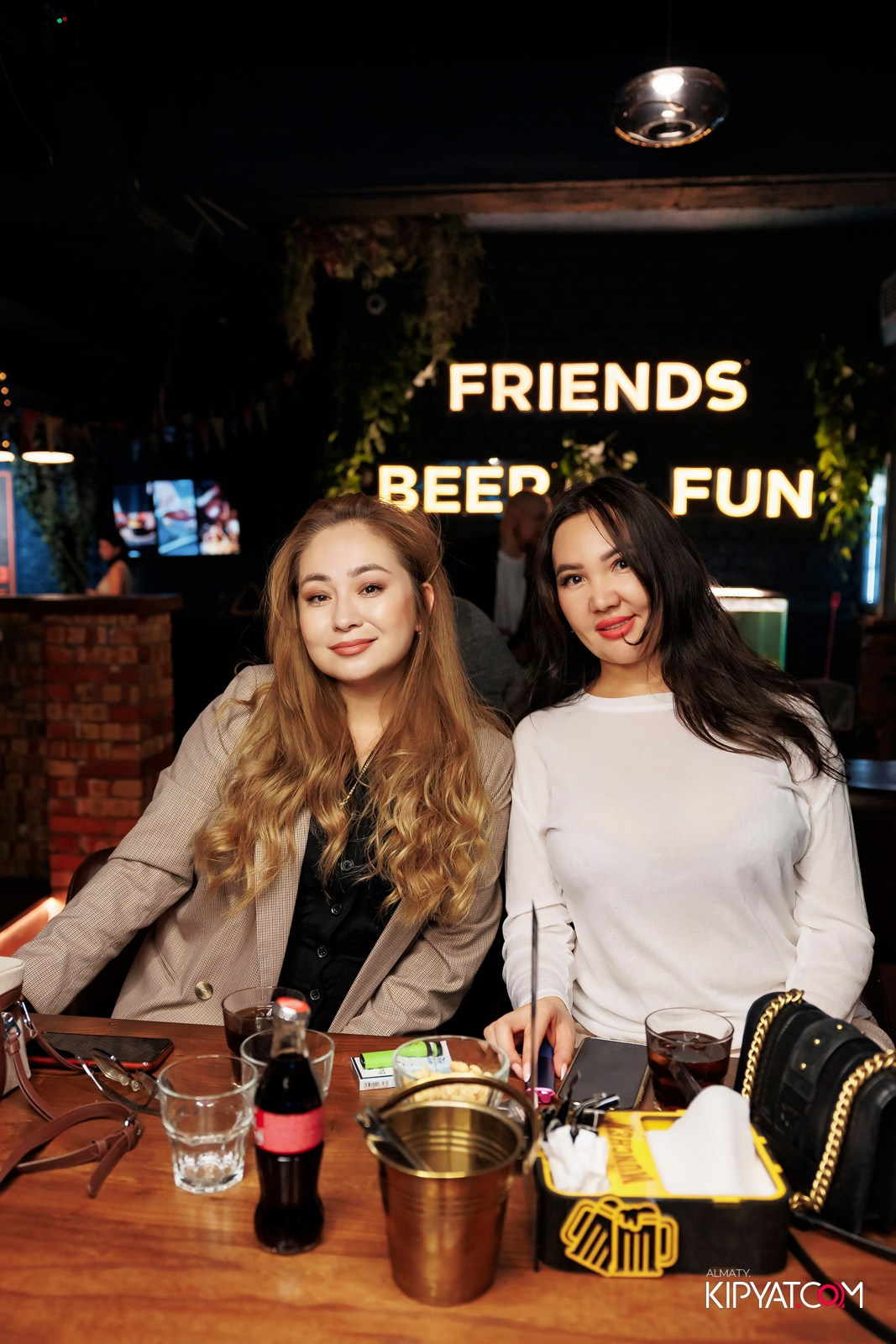 MUNCHEN PUB. КИПЯТКОМ АЛМАТЫ!