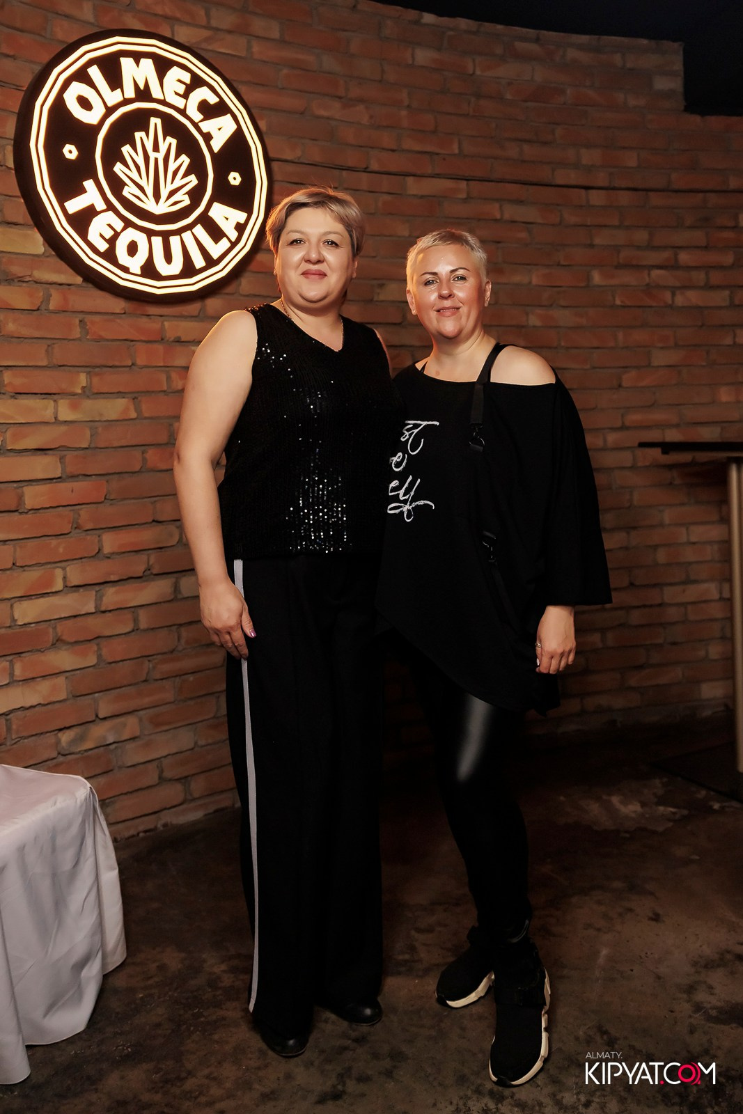 МУЗЫКАЛЬНОЕ ЛОТО В HIT RETRO. КИПЯТКОМ АЛМАТЫ!