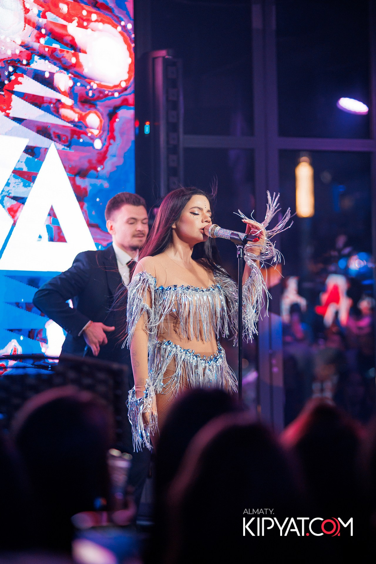 FRIENDS BAR & TERRACE. КИПЯТКОМ АЛМАТЫ!