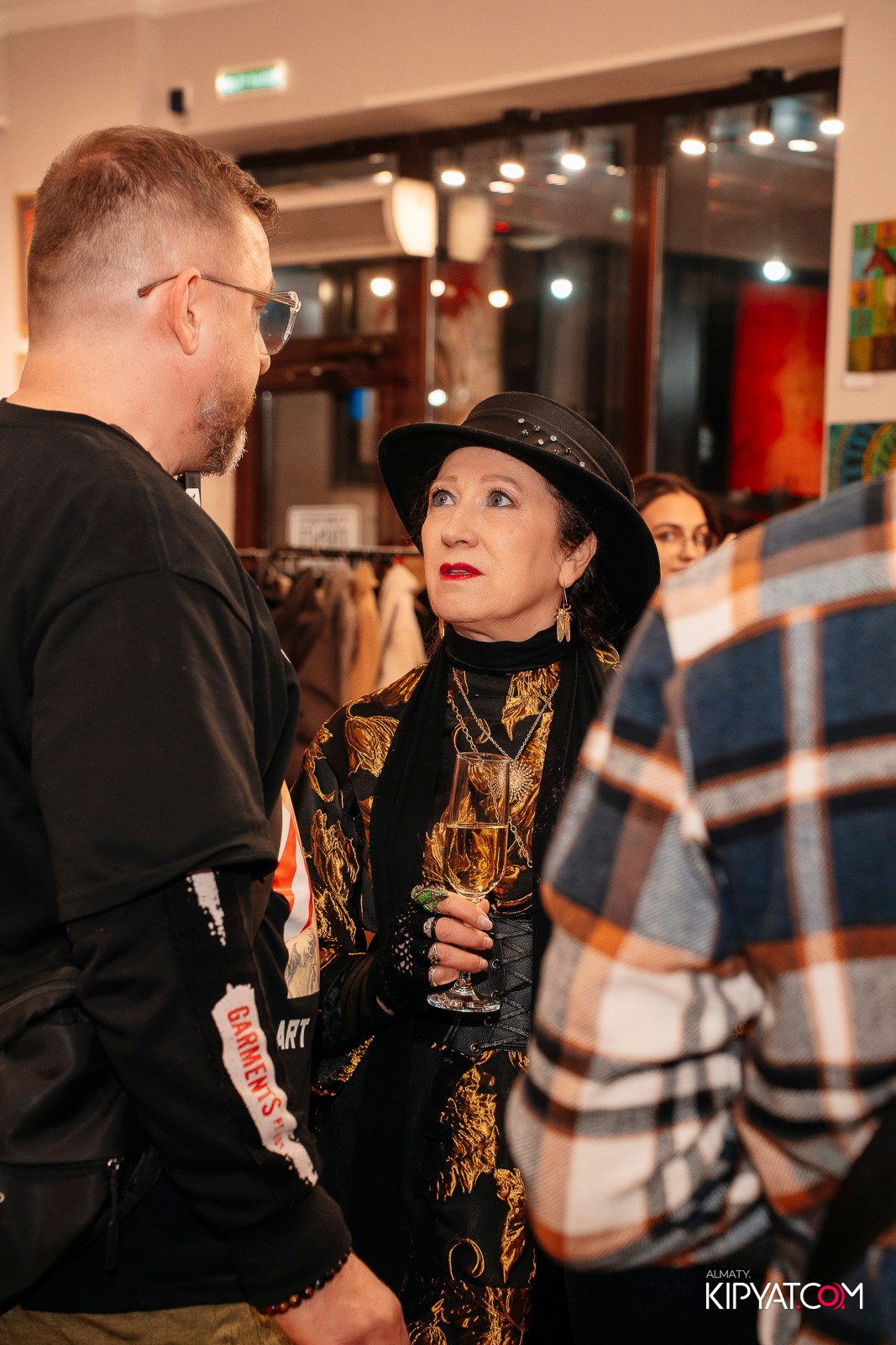 ОТКРЫТИЕ ХУДОЖЕСТВЕННОЙ ГАЛЕРЕИ ETNA ART LAB. КИПЯТКОМ АЛМАТЫ! Фотосъемка мероприятий в Алматы