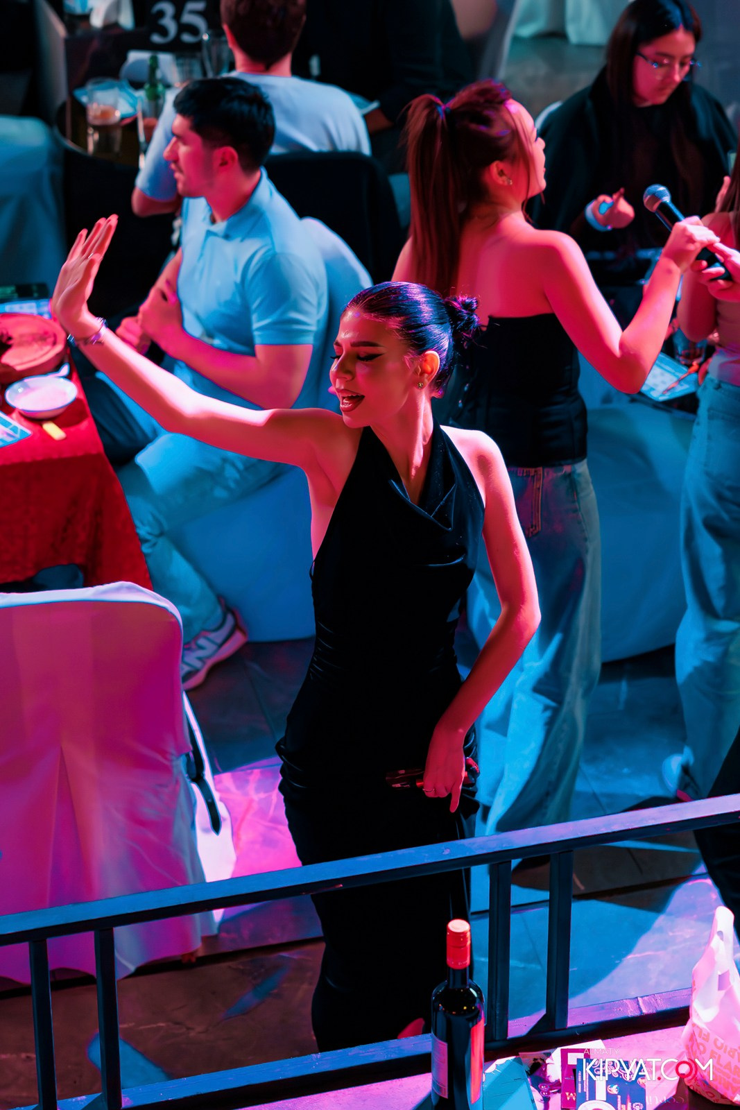 МУЗЫКАЛЬНОЕ ЛОТО В HIT RETRO. КИПЯТКОМ АЛМАТЫ! Фотосъемка мероприятий в Алматы