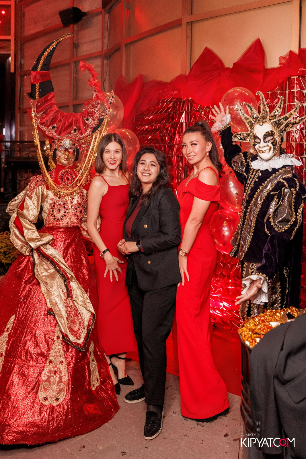 OLOVO BAR НА ДОСТЫК. КИПЯТКОМ АЛМАТЫ!