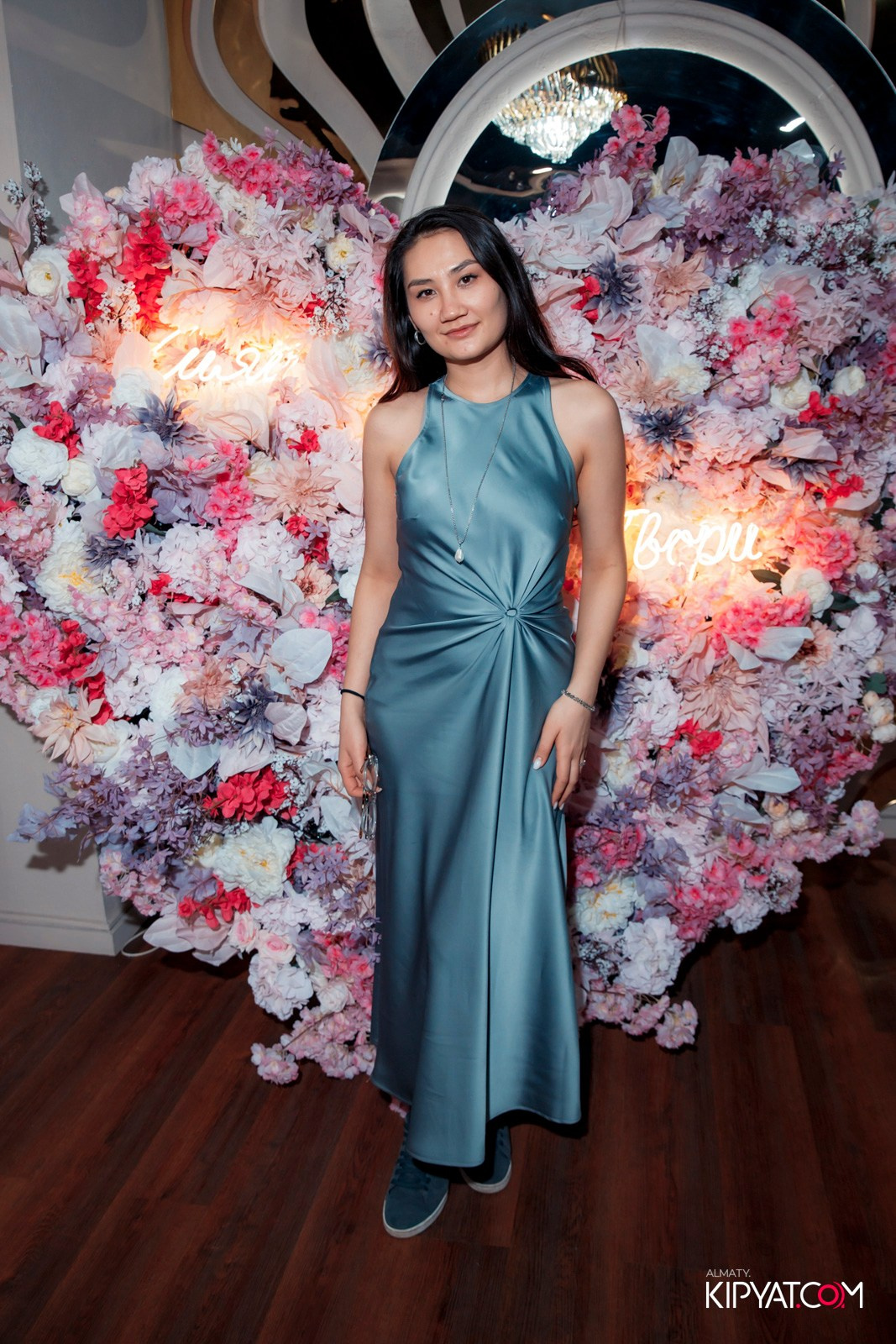 УХО И МЕДВЕДЬ НА КУРМАНГАЗЫ. КИПЯТКОМ АЛМАТЫ! Фотосъемка мероприятий в Алматы