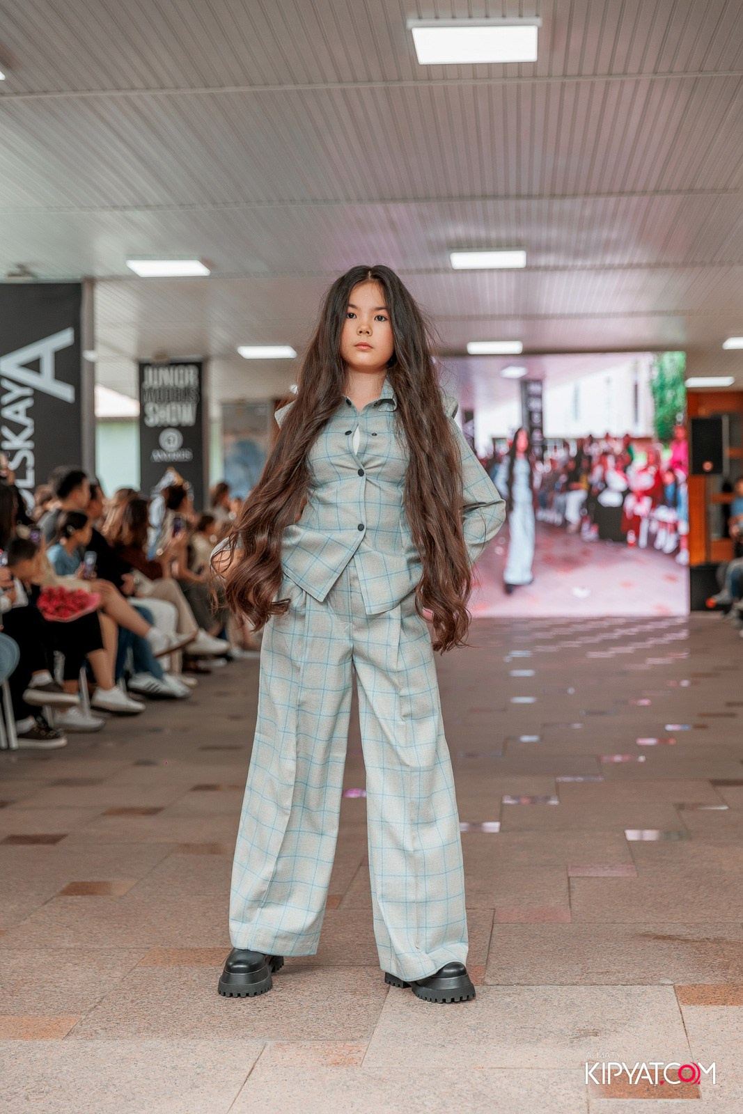 JUNIOR FASHION SHOW. КИПЯТКОМ АЛМАТЫ!