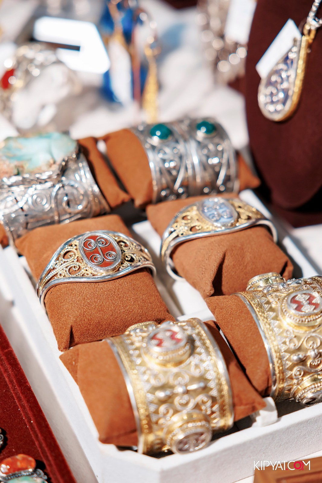 ETHNO POP-UP STORE: SABANTOI В SADU ARENA. КИПЯТКОМ АЛМАТЫ!