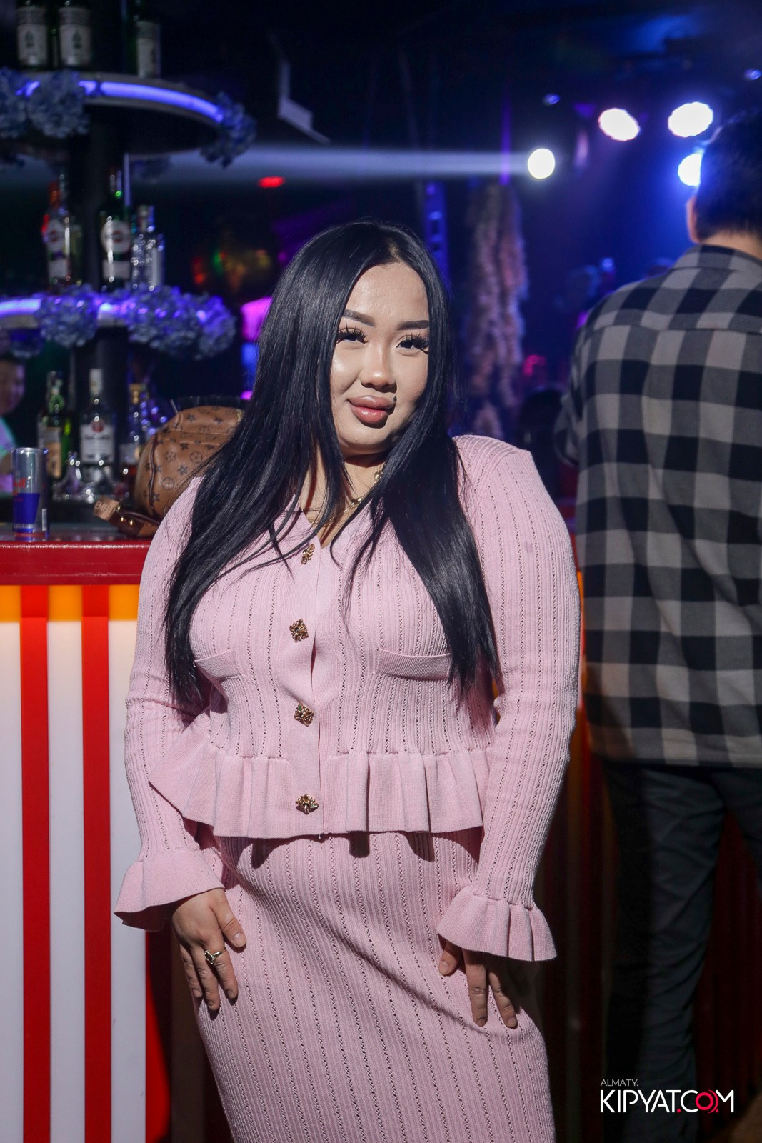 UYAT EMES BAR. КИПЯТКОМ АЛМАТЫ! Фотосъемка мероприятий в Алматы