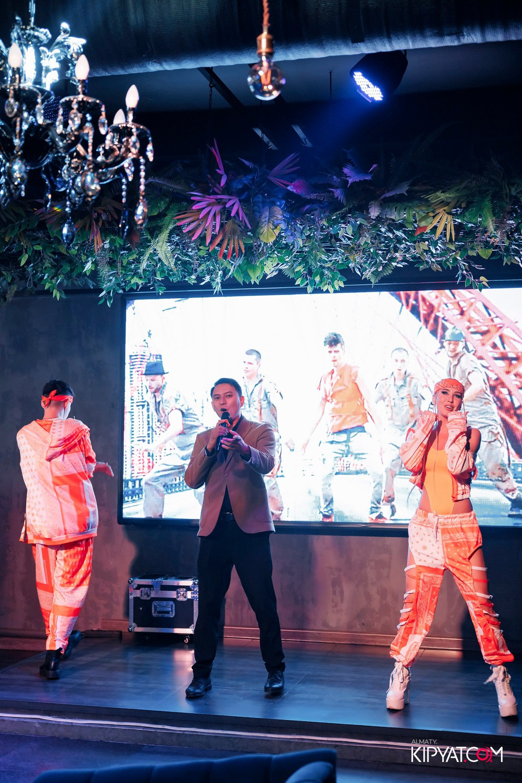 ДОРОГАЯ, Я НЕ ПИЛ. КИПЯТКОМ АЛМАТЫ!