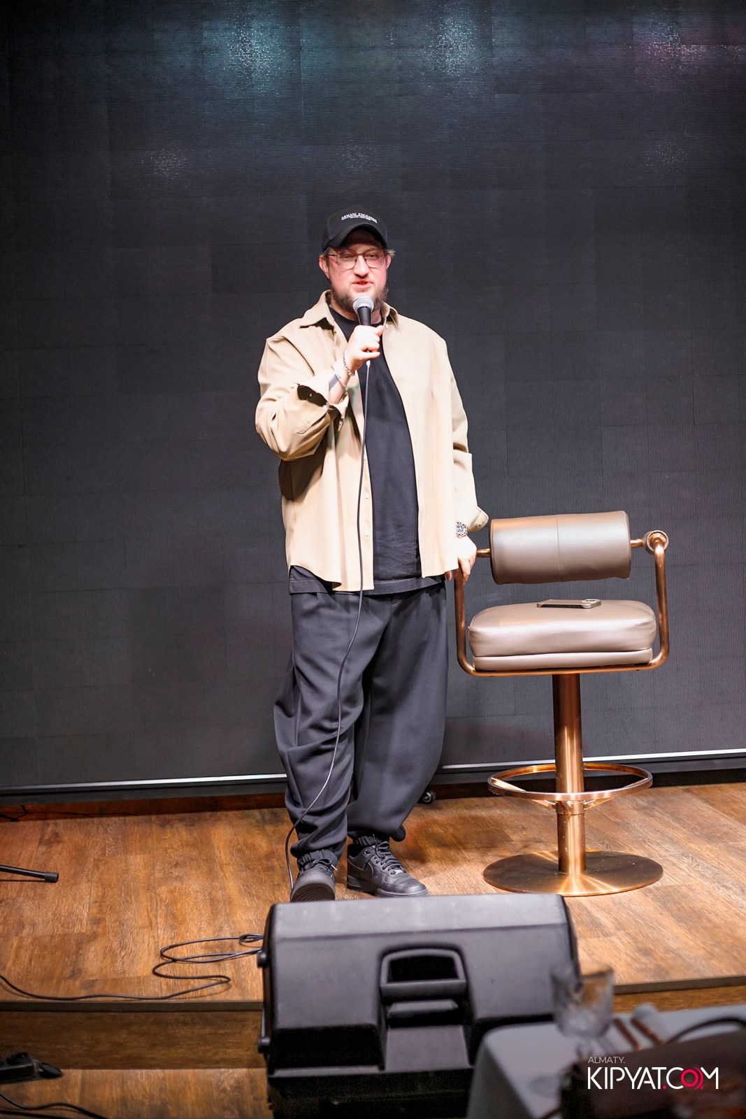 STAND UP КОНЦЕРТ АЛЕКСАНДРА МЕРКУЛЬ. КИПЯТКОМ АЛМАТЫ! Фотосъемка мероприятий в Алматы