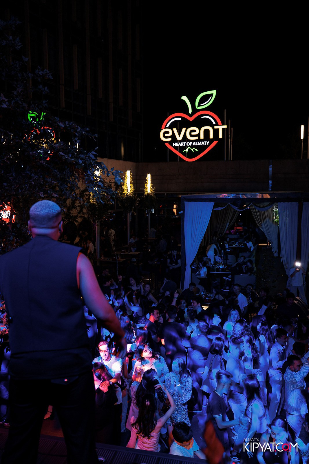 EVENT BAR. КИПЯТКОМ АЛМАТЫ!