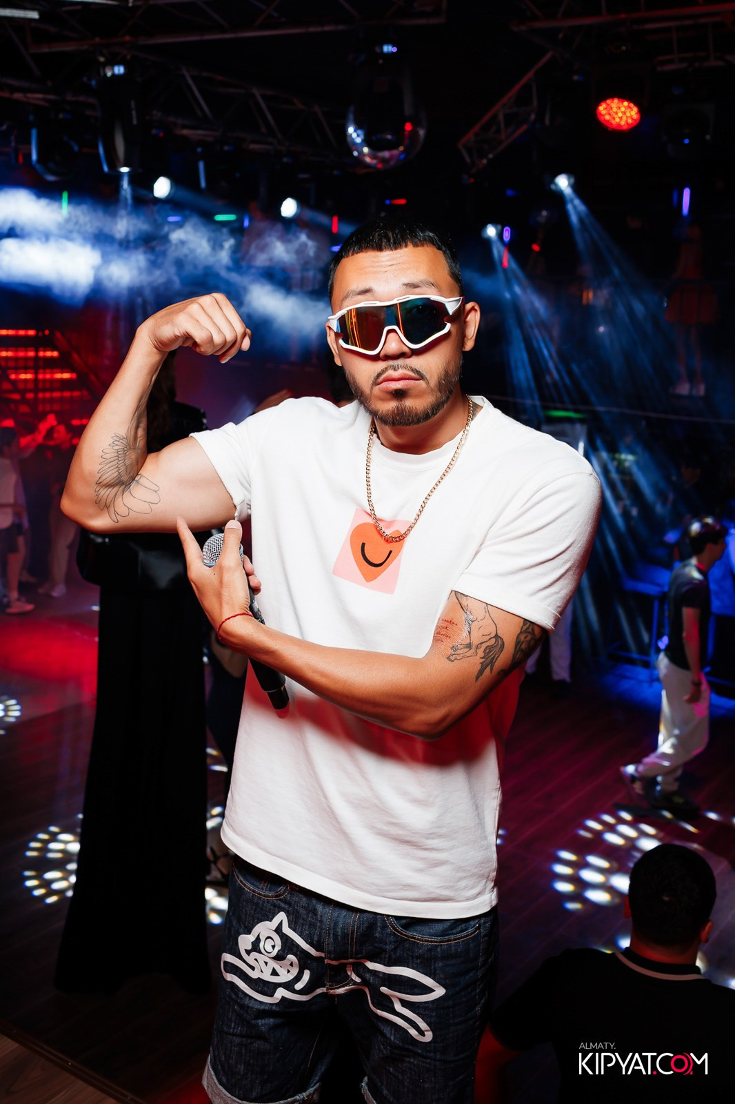 НОЧНОЙ КЛУБ ICON. КИПЯТКОМ АЛМАТЫ!