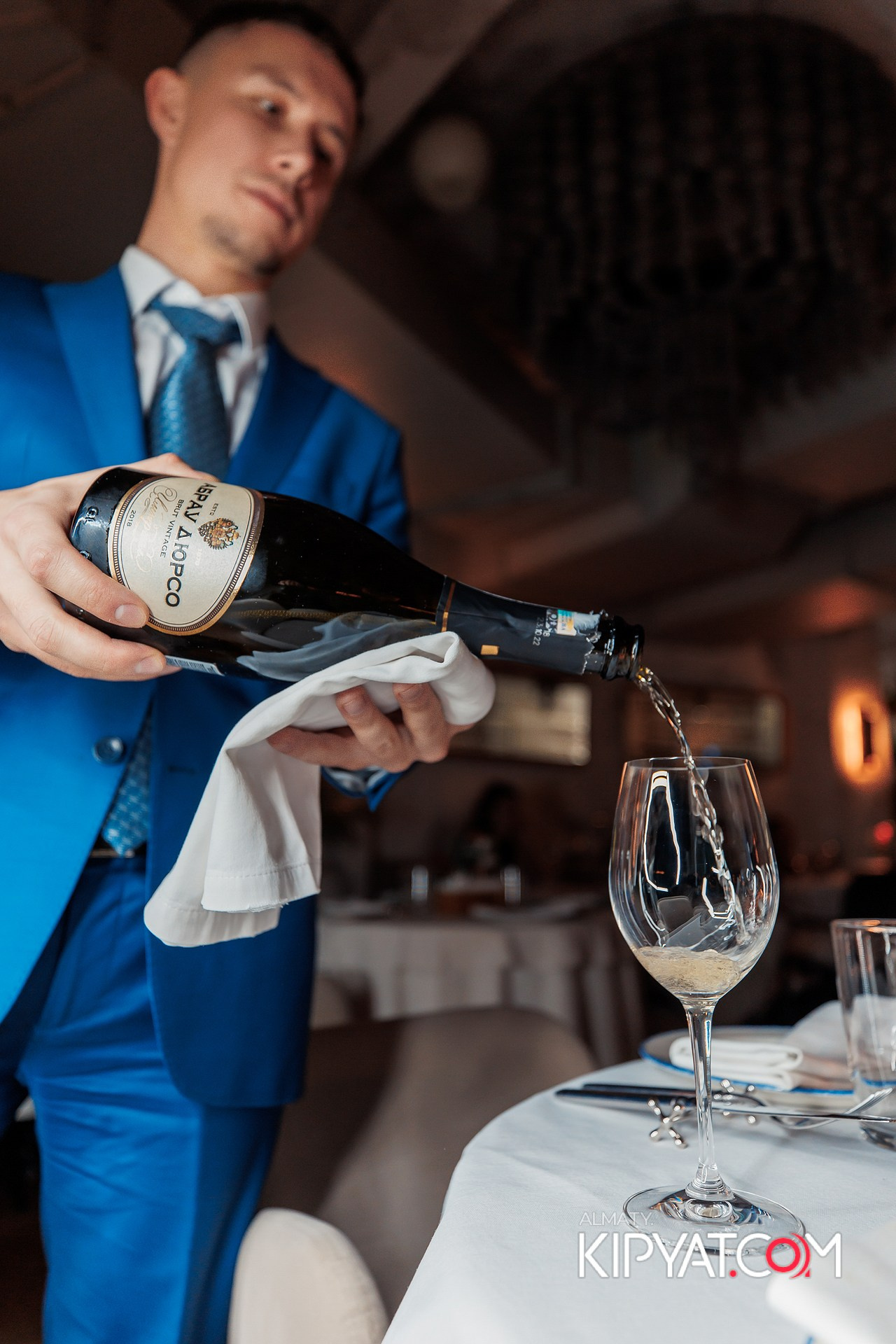 ЭКСКЛЮЗИВНЫЙ ГАСТРОНОМИЧЕСКИЙ УЖИН В 4 РУКИ В СОПРОВОЖДЕНИИ ВИН АБРАУ-ДЮРСО. КИПЯТКОМ АЛМАТЫ!