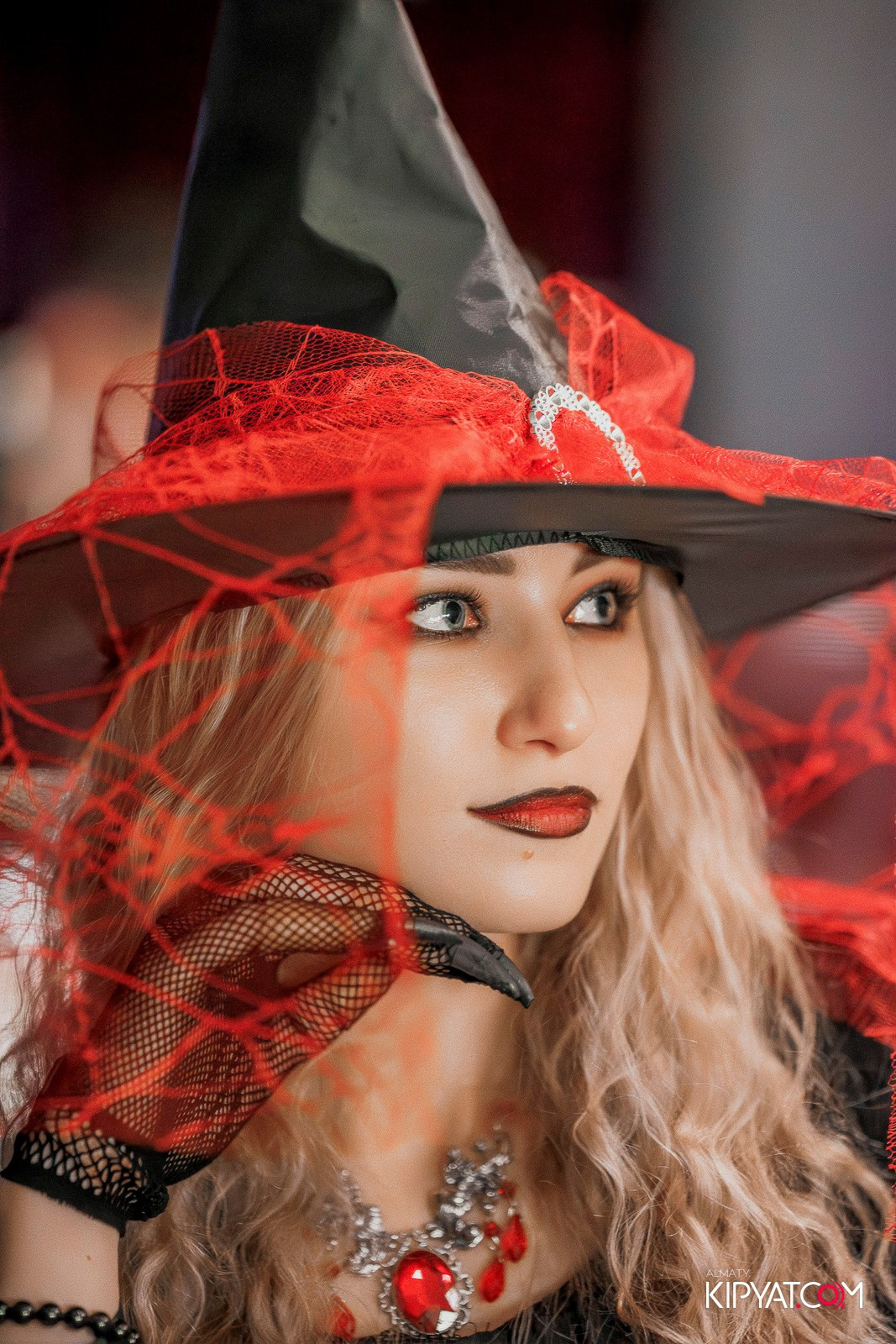 HALLOWEEN PARTY — OLOVO BAR НА ДОСТЫК. КИПЯТКОМ АЛМАТЫ!