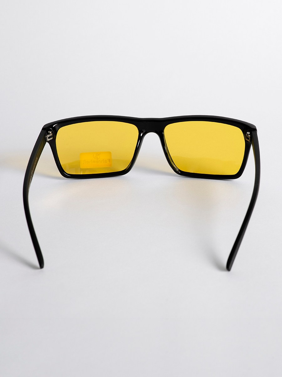 Съемка солнцезащитных очков. Фотограф в Санкт-Петербурге