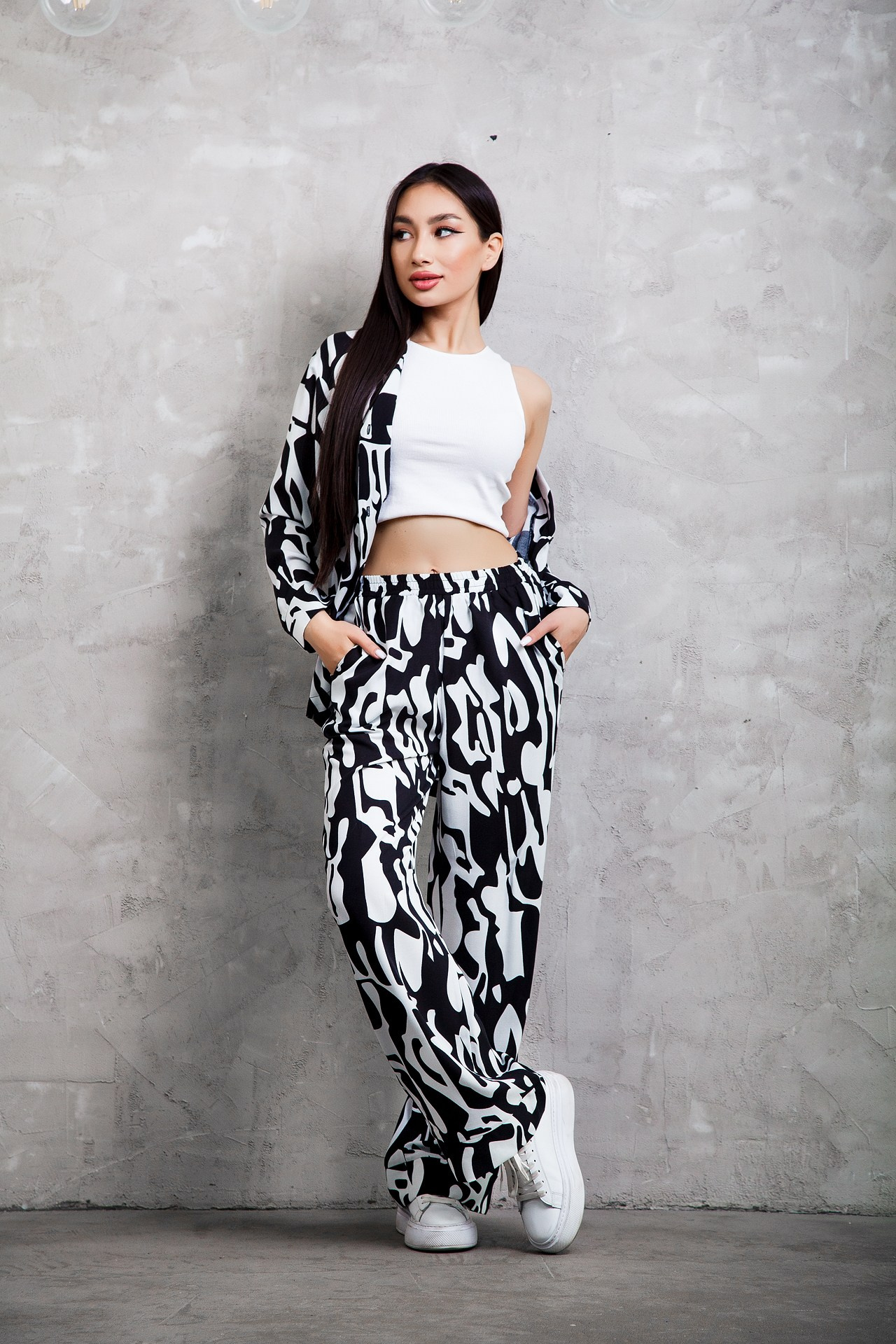 Реклама женской одежды. Натан Супервайзер по Продакшену