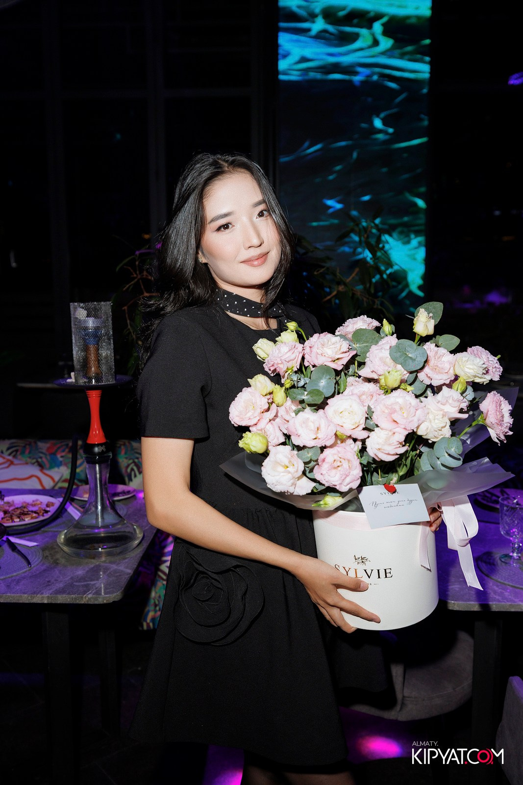 FRIENDS BAR & TERRACE. КИПЯТКОМ АЛМАТЫ! Фотосъемка мероприятий в Алматы