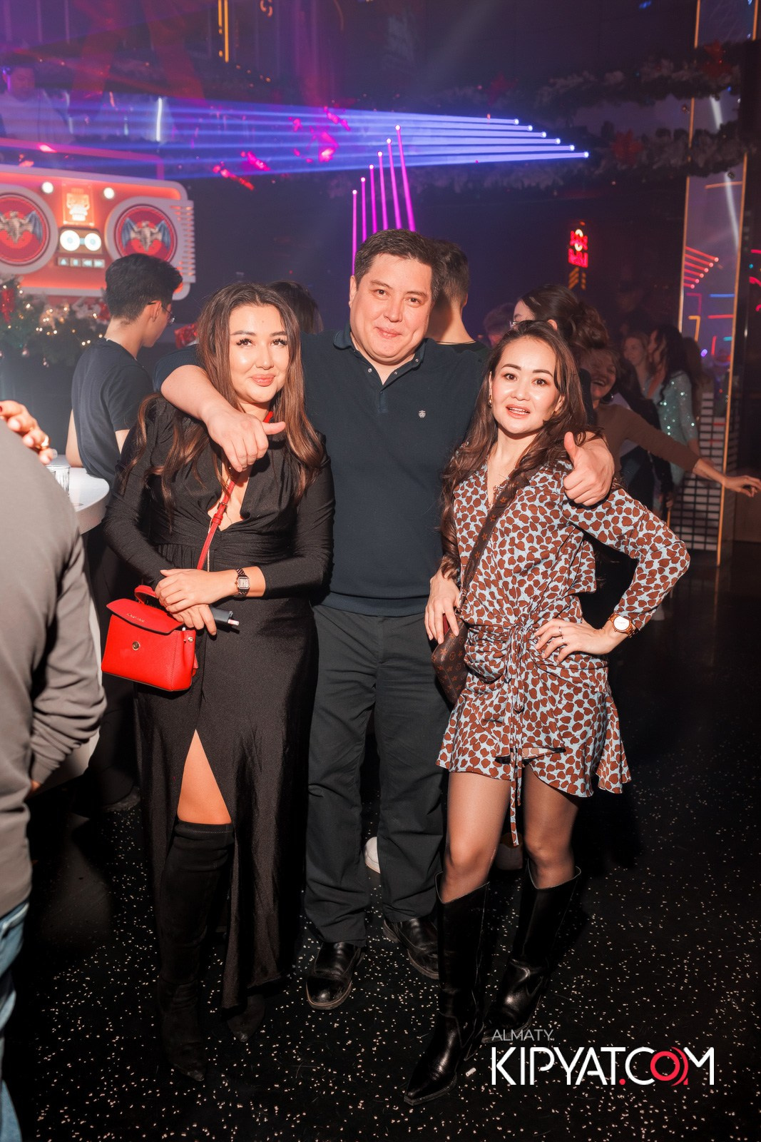 SANTA BARBARA. КИПЯТКОМ АЛМАТЫ!