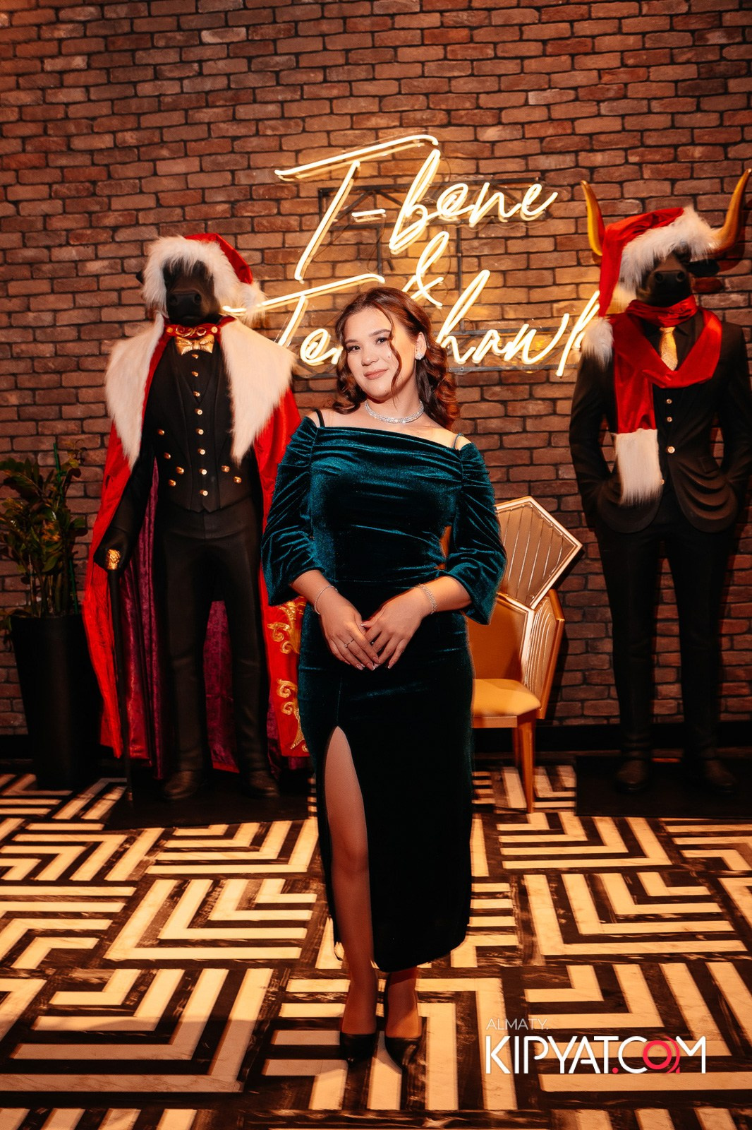 ZIYAFET MEAT HOUSE. КИПЯТКОМ АЛМАТЫ!