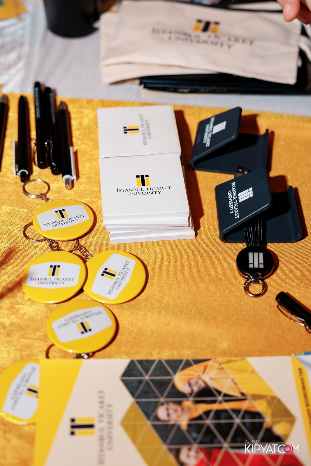 ВЫСТАВКА ТУРЕЦКИХ УНИВЕРСИТЕТОВ. КИПЯТКОМ АЛМАТЫ! Фотосъемка мероприятий в Алматы