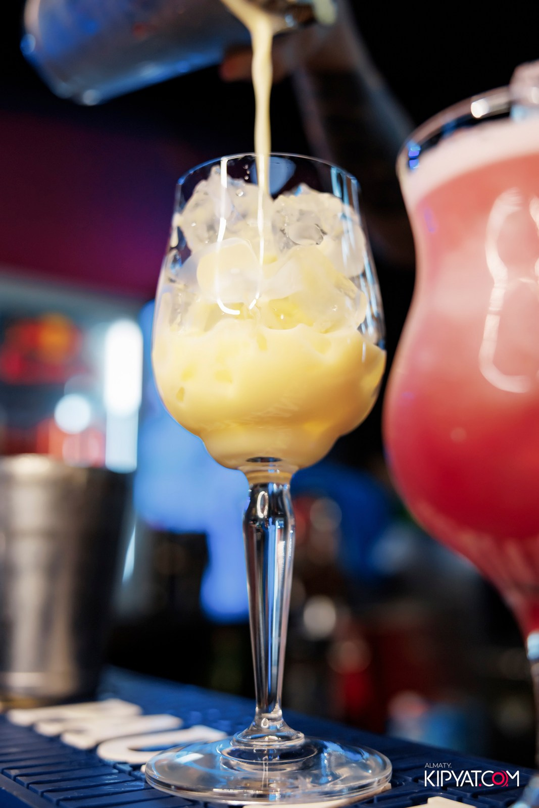 ЗАЯ, НА БИС. КИПЯТКОМ АЛМАТЫ!