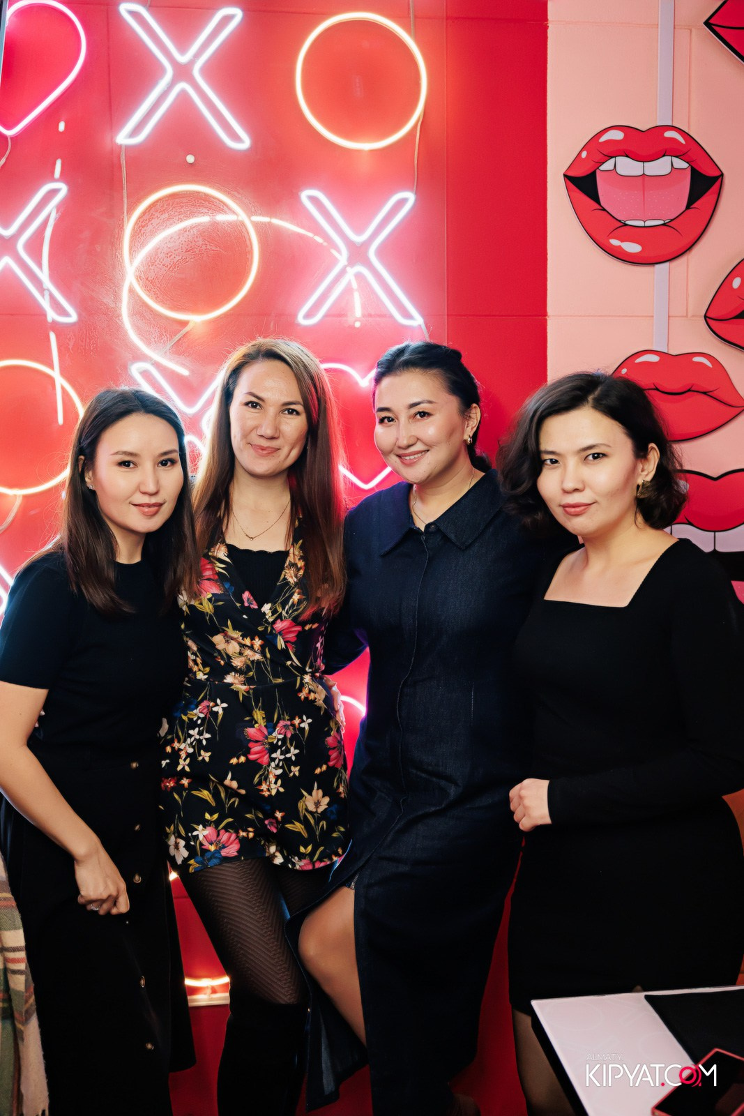 ЗАЯ, НА БИС. КИПЯТКОМ АЛМАТЫ!