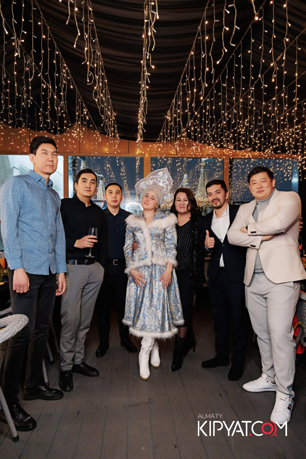 OBLAKO LOUNGE BAR. КИПЯТКОМ АЛМАТЫ!