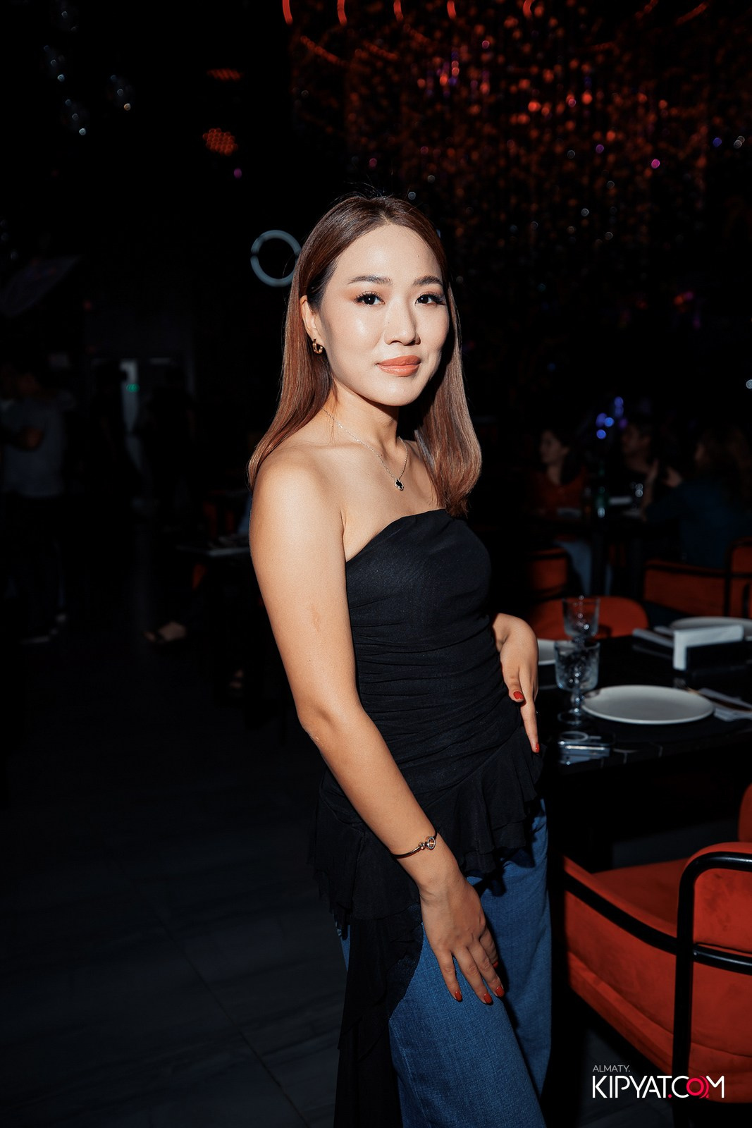 FRIENDS BAR & TERRACE. КИПЯТКОМ АЛМАТЫ!