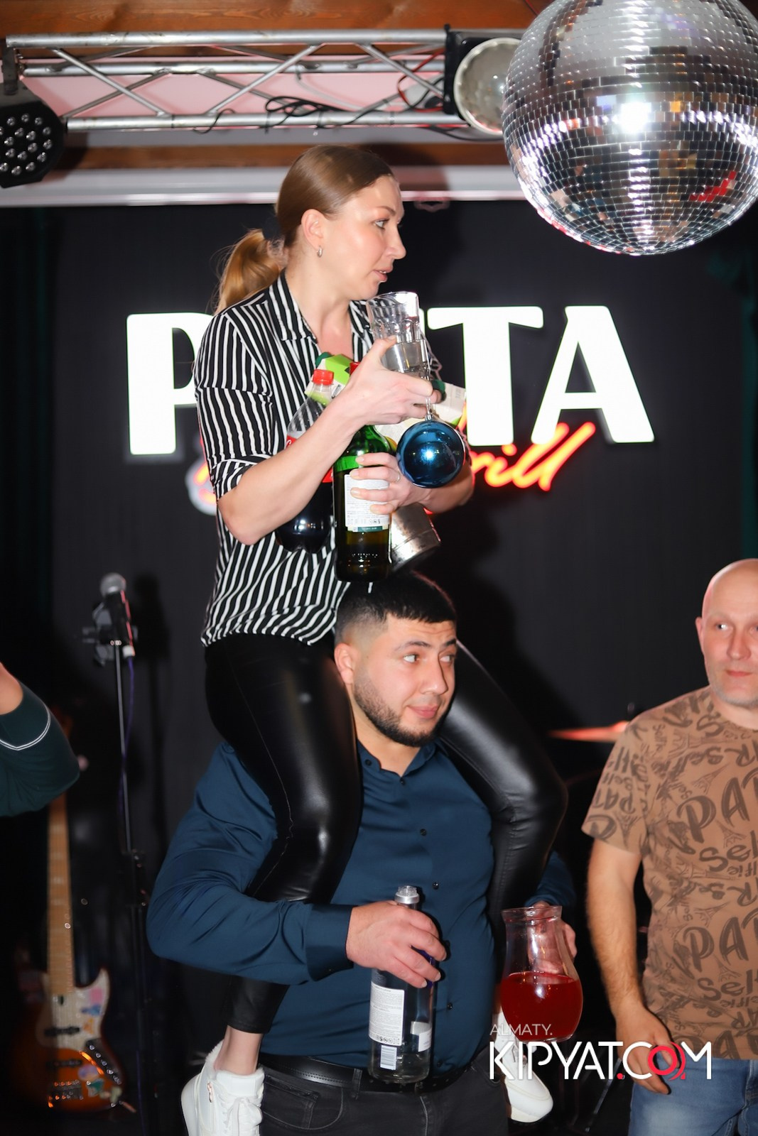 ПИНТА НА ГОГОЛЯ. КИПЯТКОМ АЛМАТЫ!