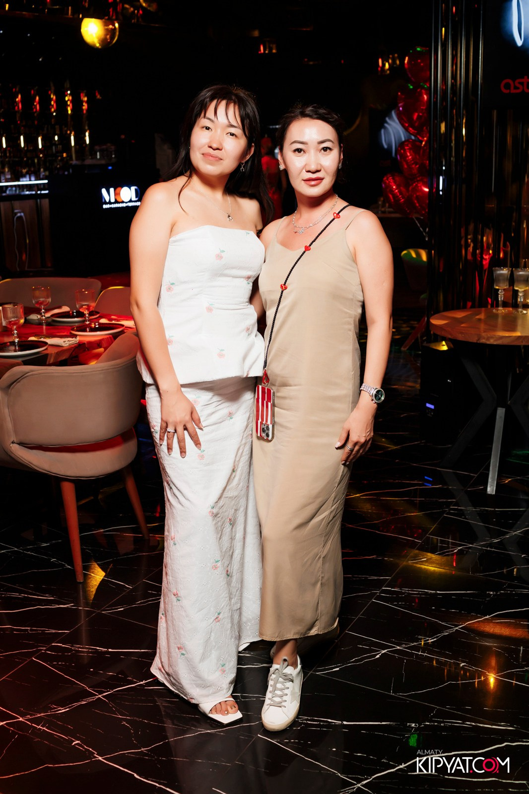 MOOD KARAOKE & TERRACE. КИПЯТКОМ АЛМАТЫ!